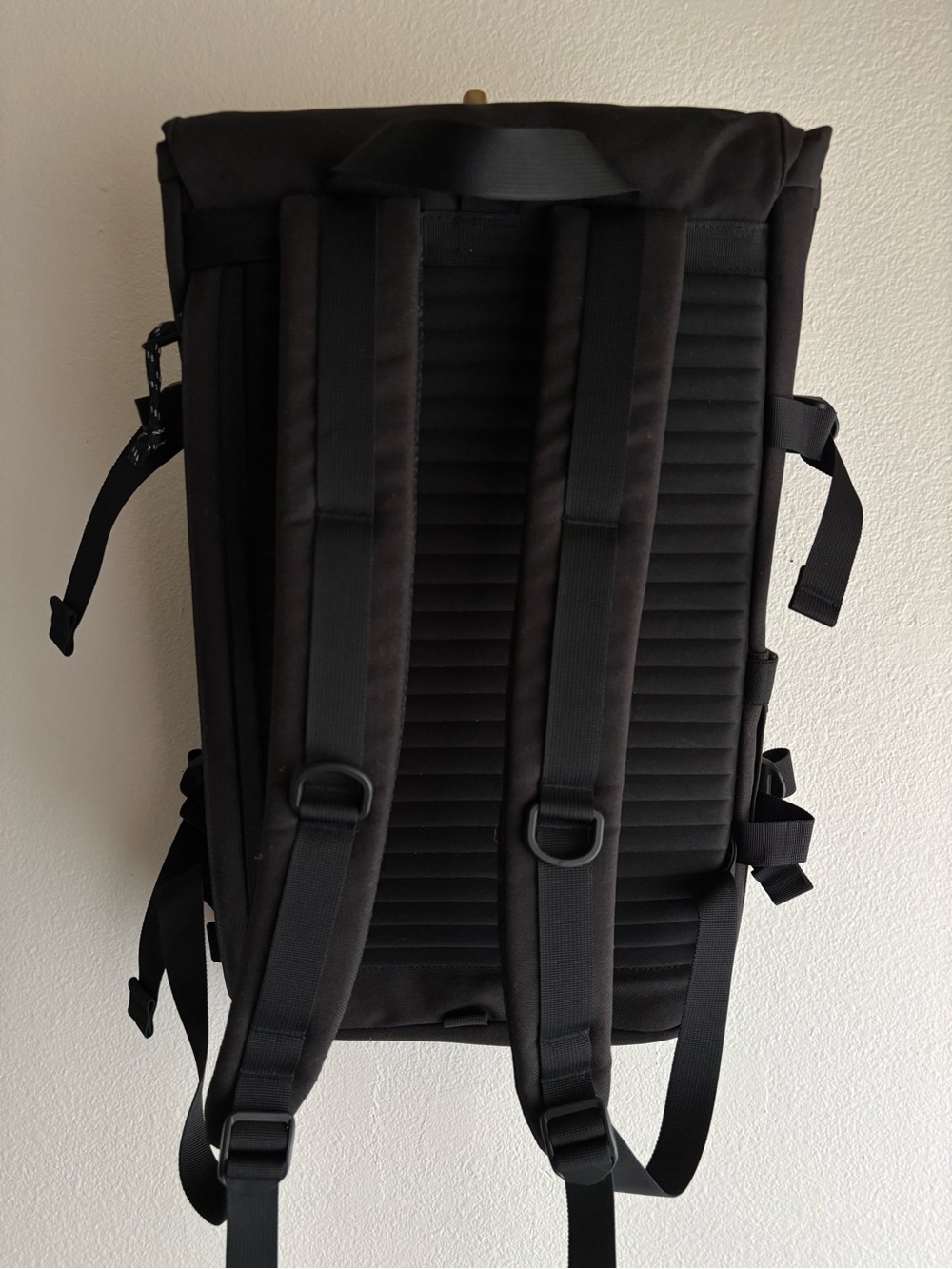 Topo Designs Rover Pack Tech Backpack Black - New with Tag - Picture 3 of 11